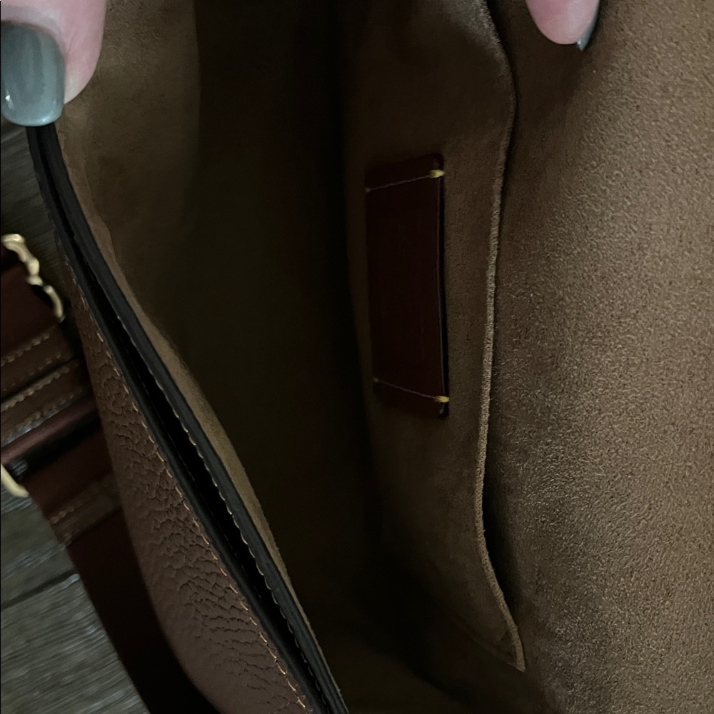 Amelia Coach saddle bag used only a couple of times.. Excellent condition.. - Picture 2 of 2